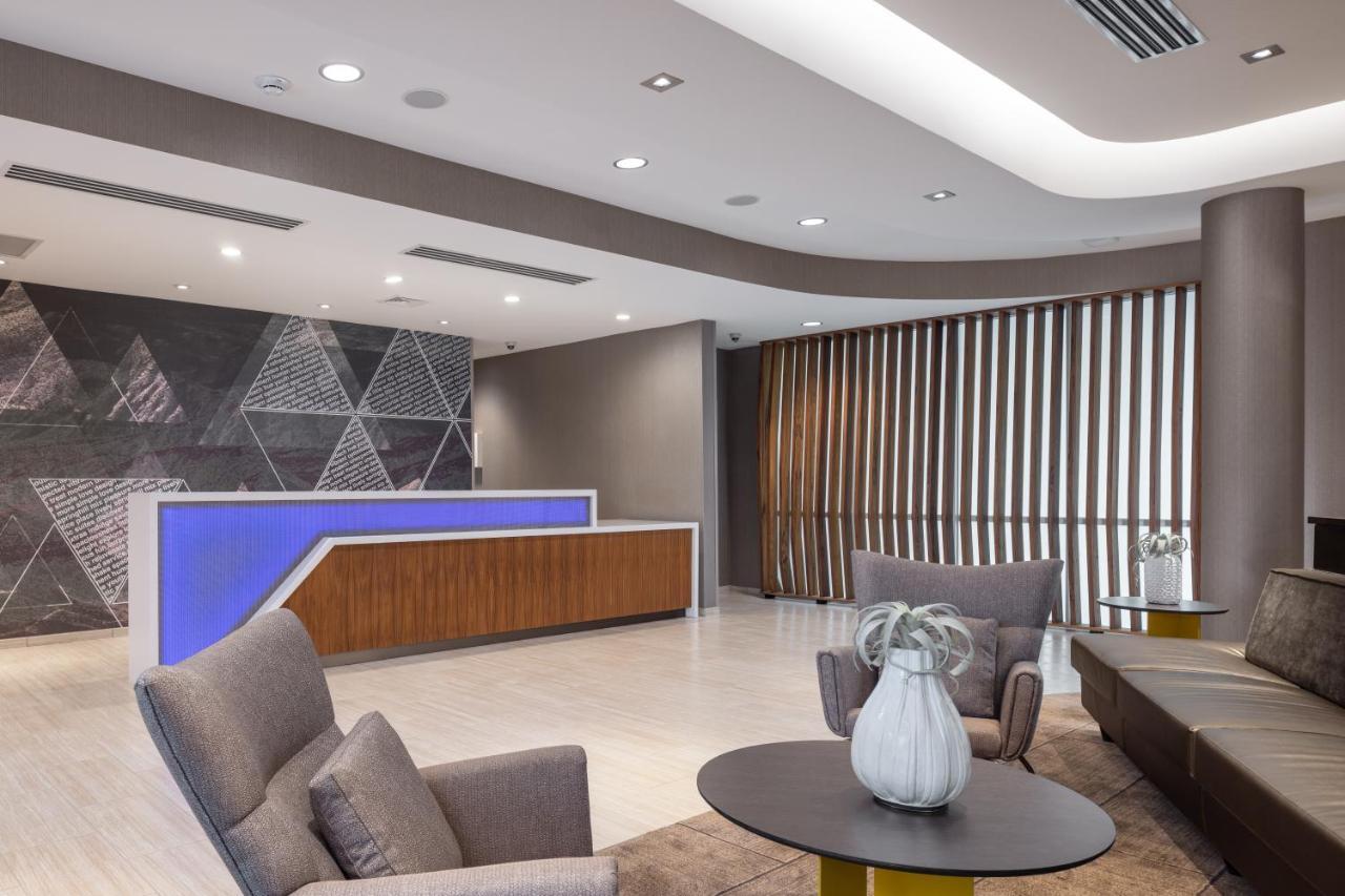 Springhill Suites By Marriott Tucson At The Bridges Екстериор снимка